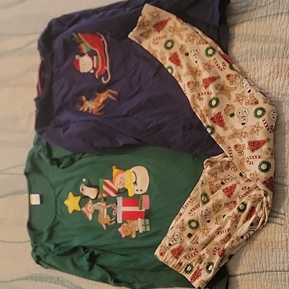 23 piece lot of matching Gymboree/OshKosh Christmas/Winter Outfits - Picture 8 of 16